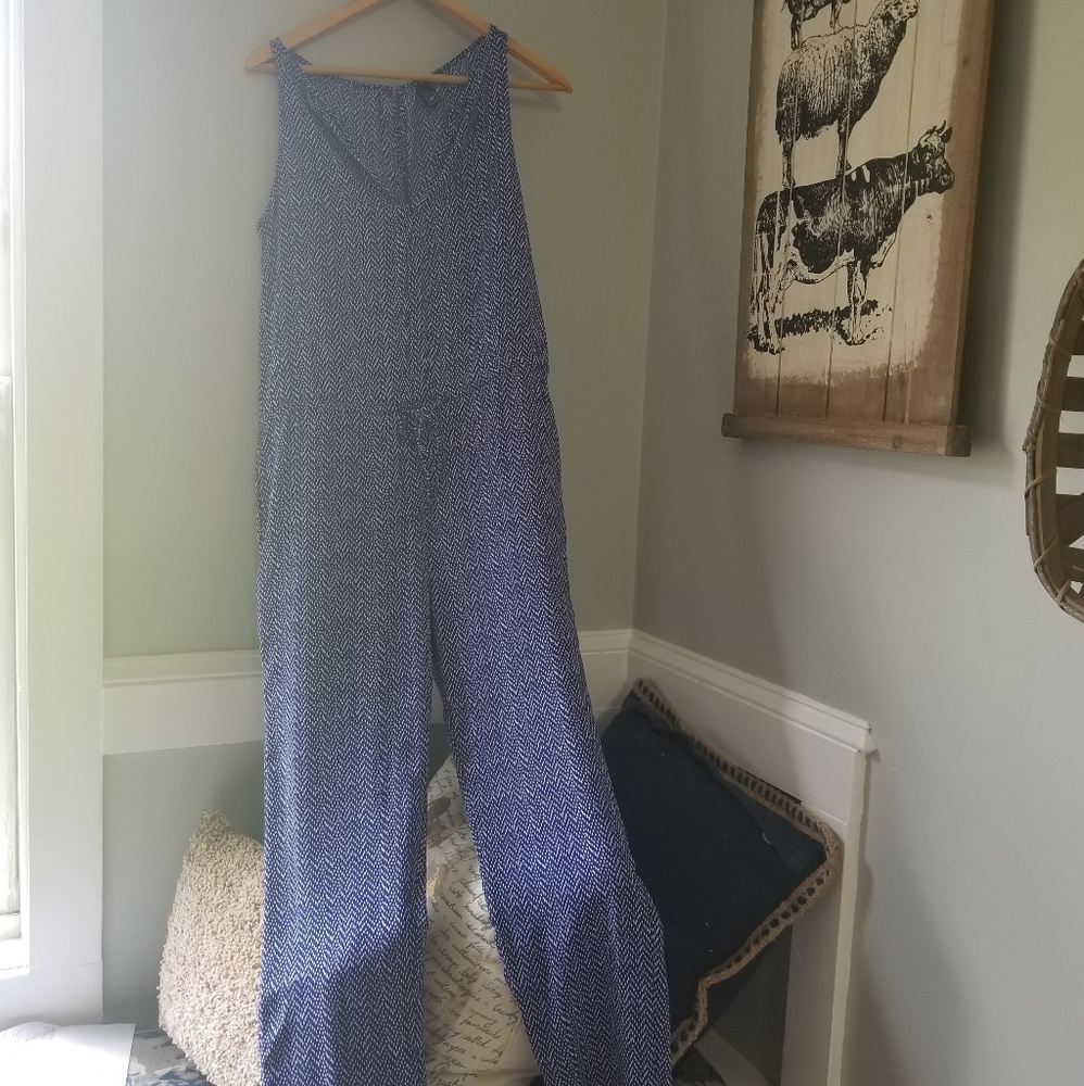 Gap jumpsuit